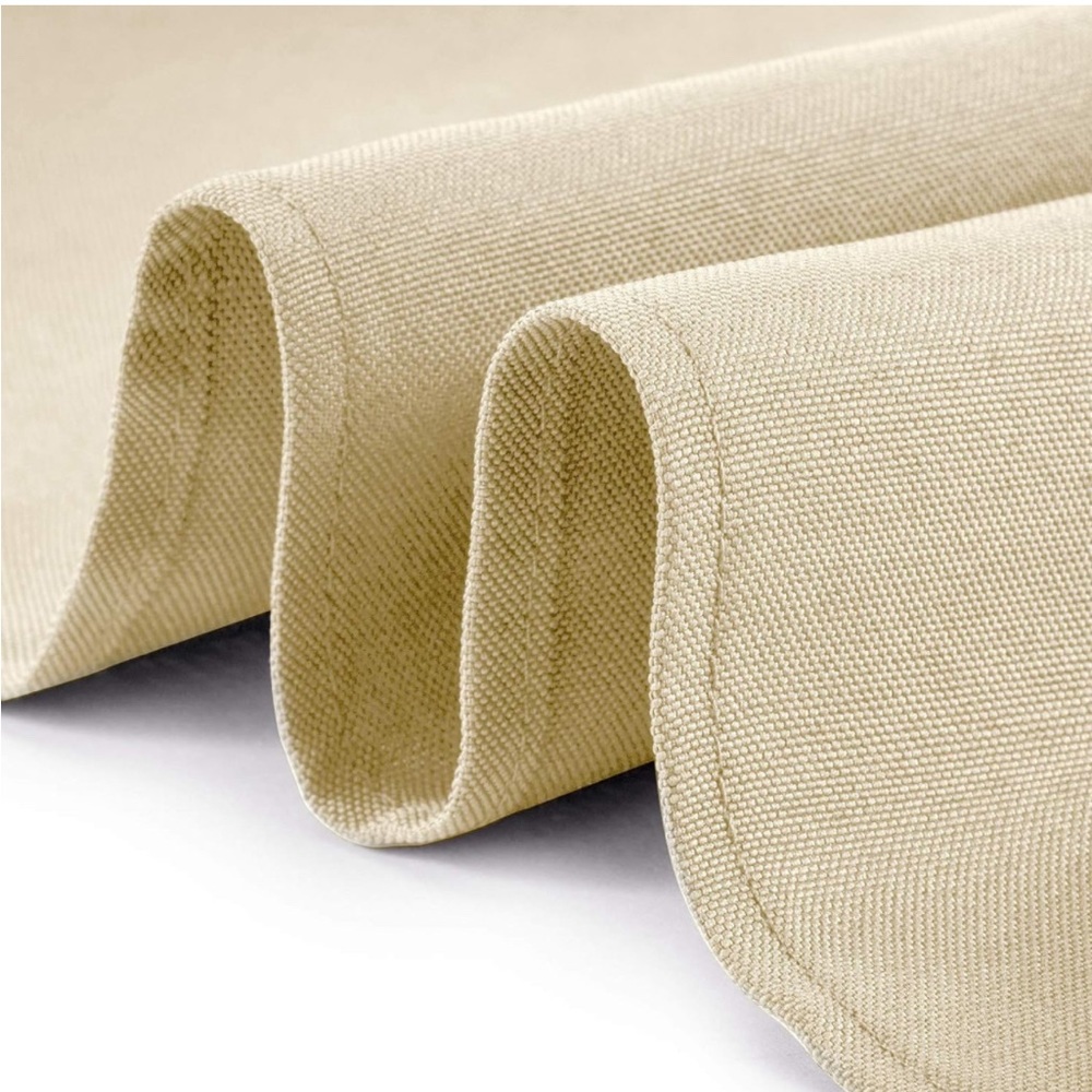 Quality table linens - Picture 3 of 3